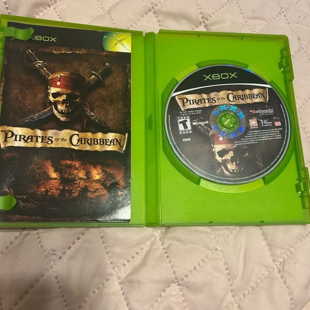 Green Xbox Video Game Case for Pirates of the Caribbean